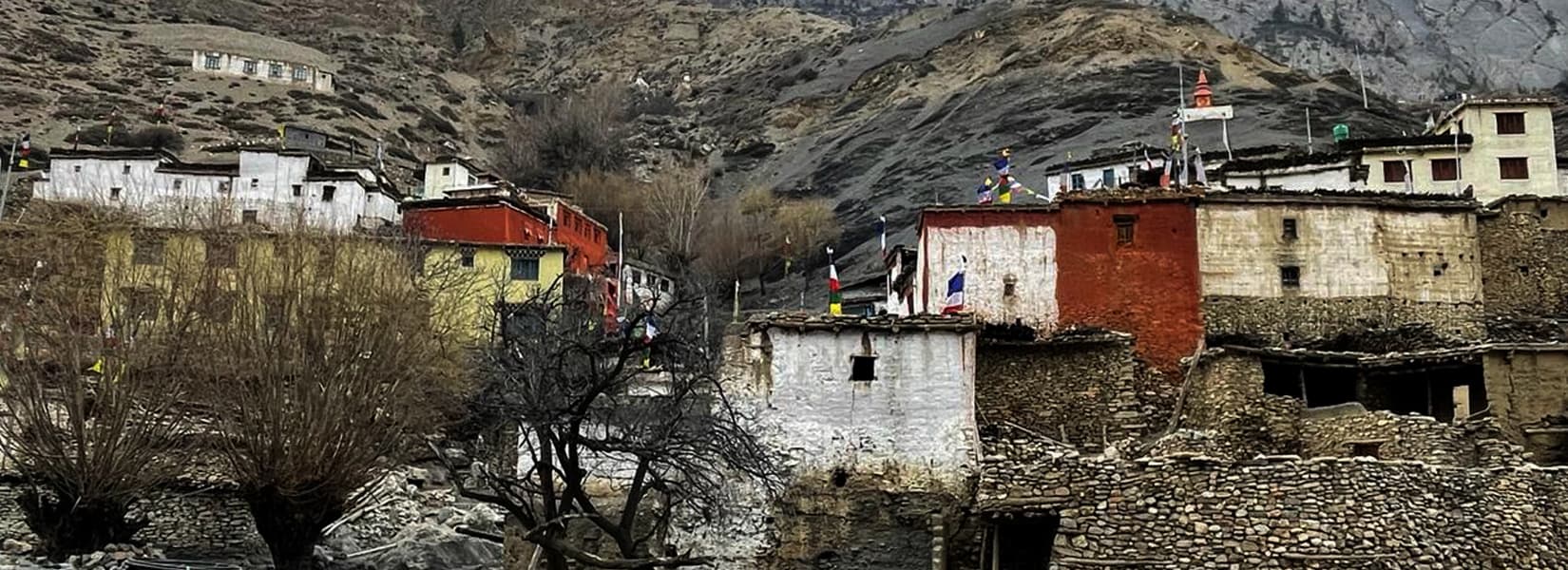 Trekking in Lower Mustang via Lubra to Jomsom Marpha