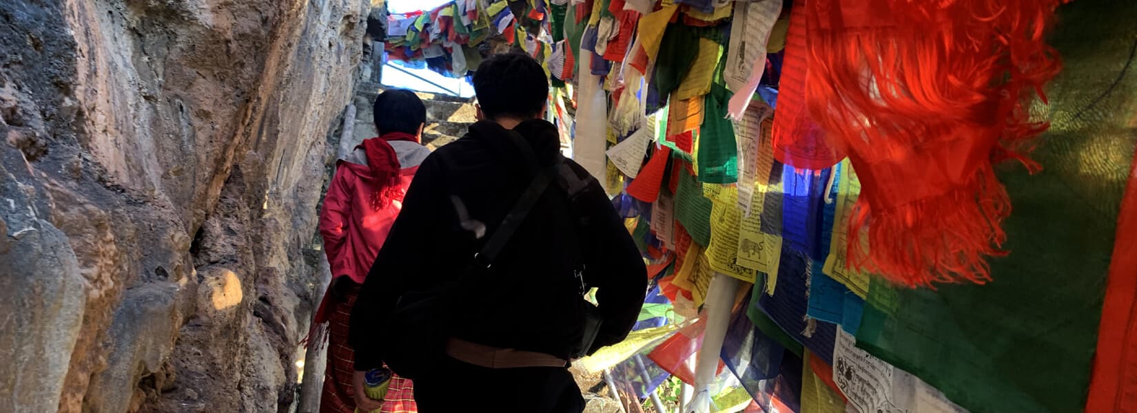 Yarinak Guru Rinpoche Cave Guide