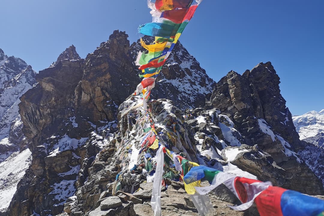 Everest Gokyo Lake Cho La Pass Trek