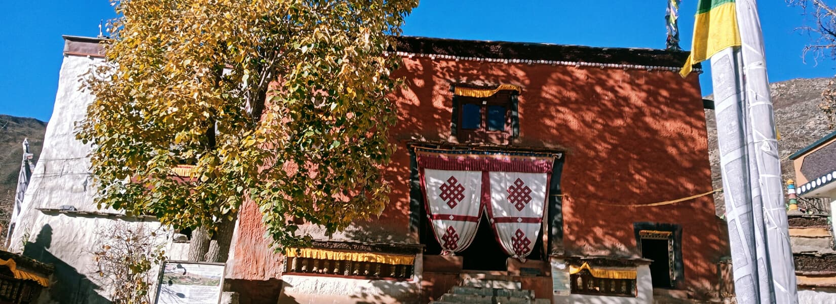 Lo Ghekar Monastery-Ghar Gumba in Upper Mustang