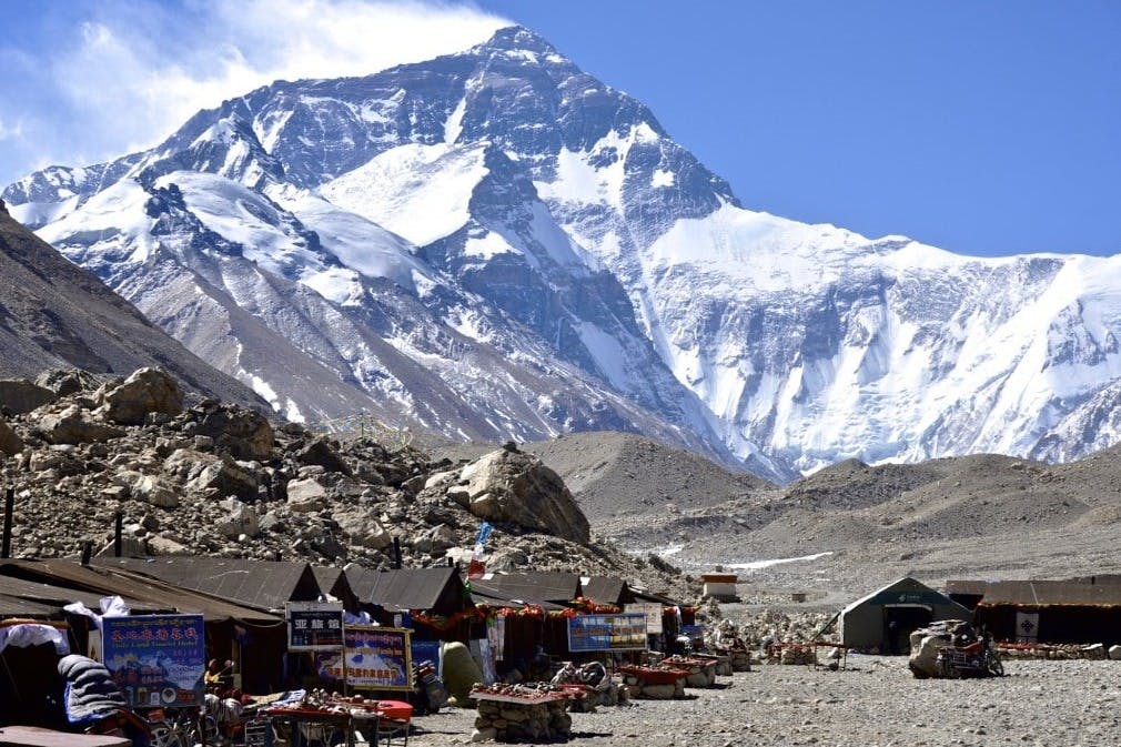 Lhasa to Everest Base Camp Budget Tour