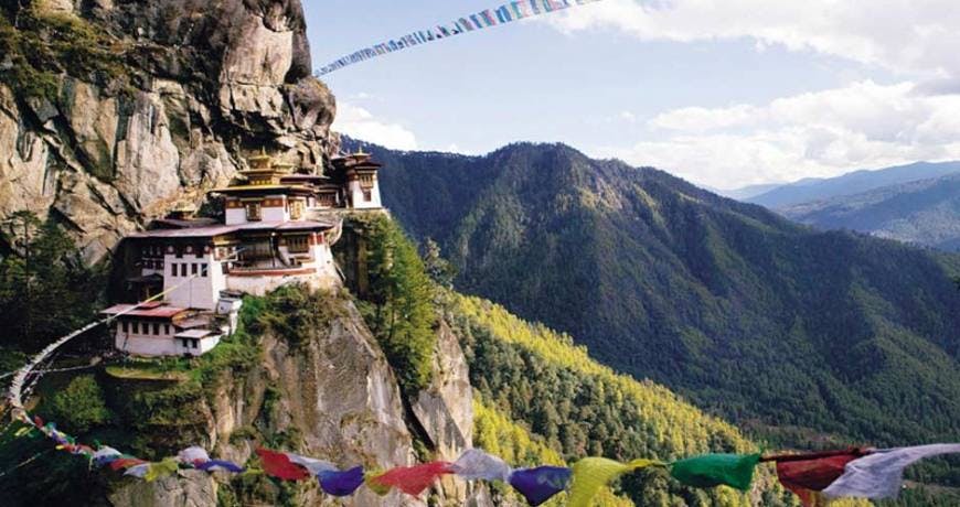 Nepal and Bhutan Tour - <span class="font-light">6 days</span>