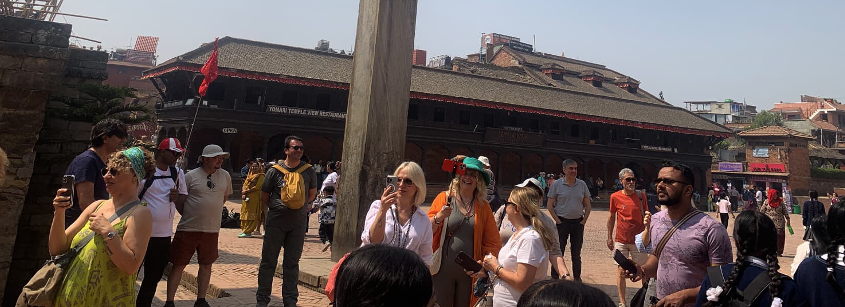 Short Nepal Luxury Tour - <span class="font-light">4 days</span>